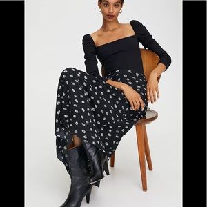 Aritzia Wilfred Midi Skirt